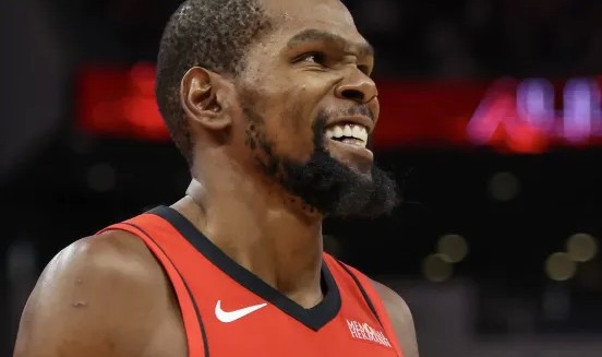 开云官网-火箭今日全队三分35投15中&amp;amp;命中率42.9%，而尼克斯仅29.4%